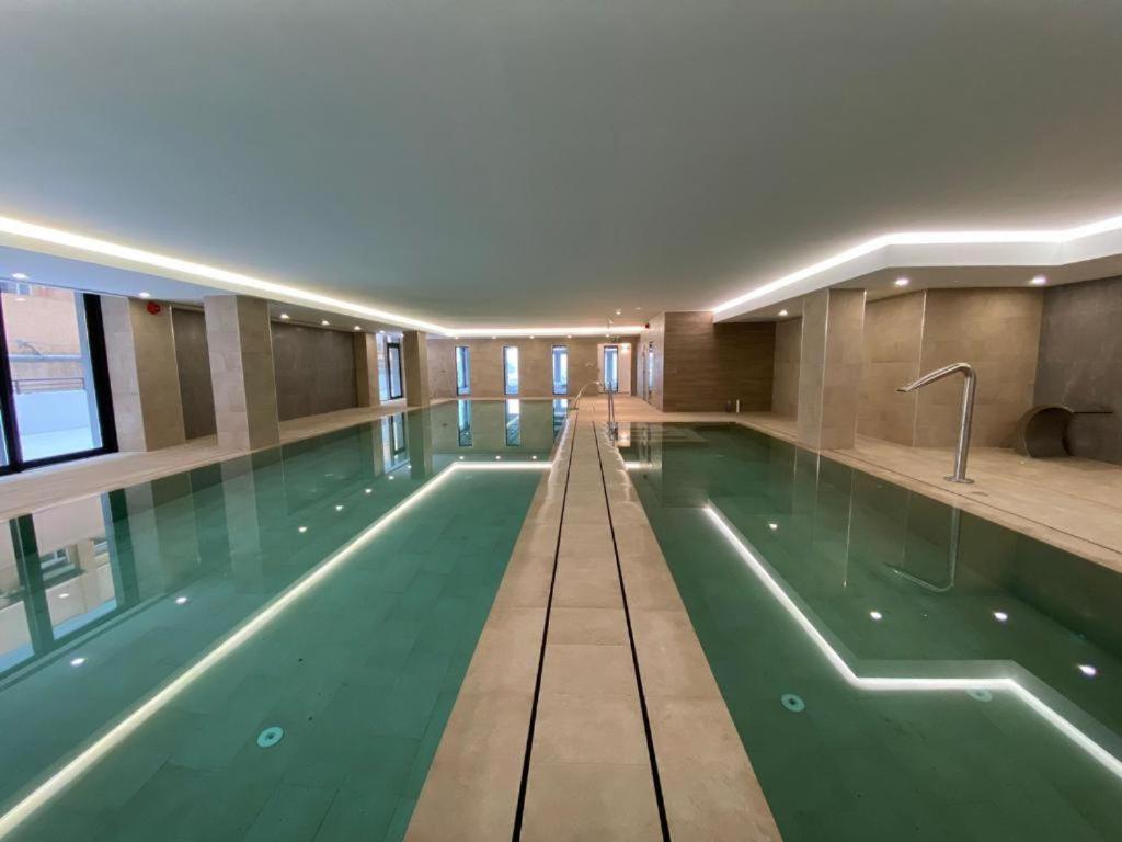 Cp Top Floor Luxury Studio With Spa And Pool Gibraltar Eksteriør bilde