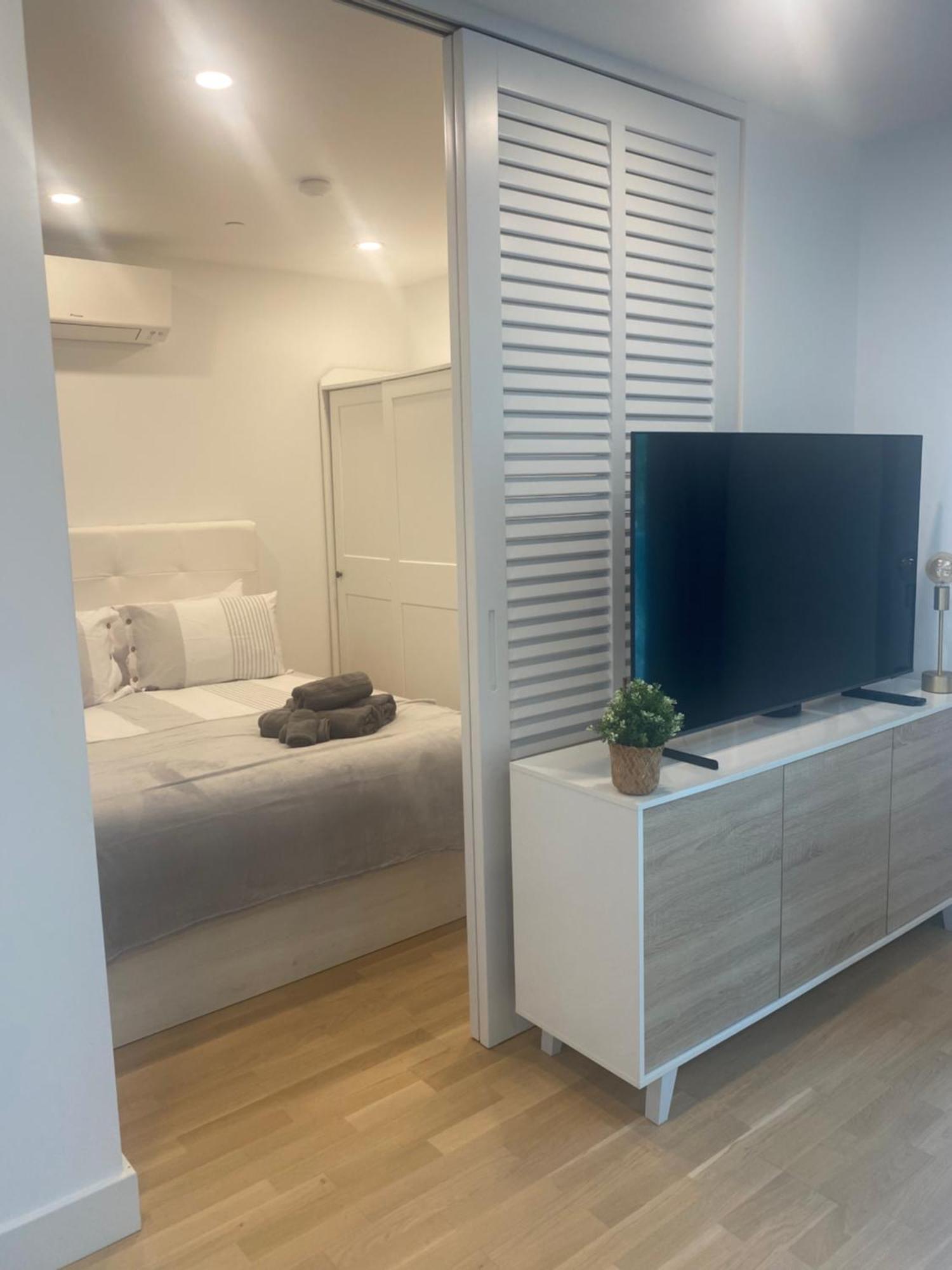 Cp Top Floor Luxury Studio With Spa And Pool Gibraltar Eksteriør bilde