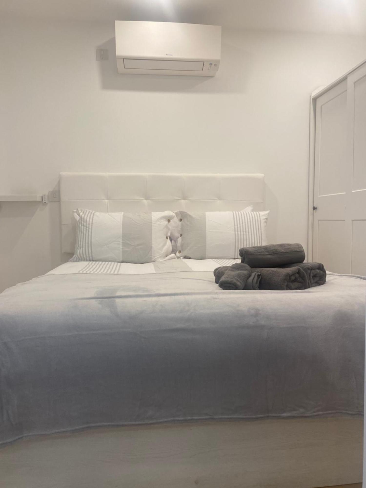 Cp Top Floor Luxury Studio With Spa And Pool Gibraltar Eksteriør bilde